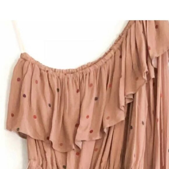 FARM Rio Beige Dots One Shoulder Dress
Size Small - Picture 4 of 10